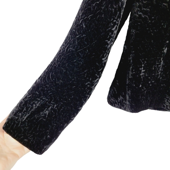 Chico's black Velvet blazer size 1 (M) - Picture 5 of 12
